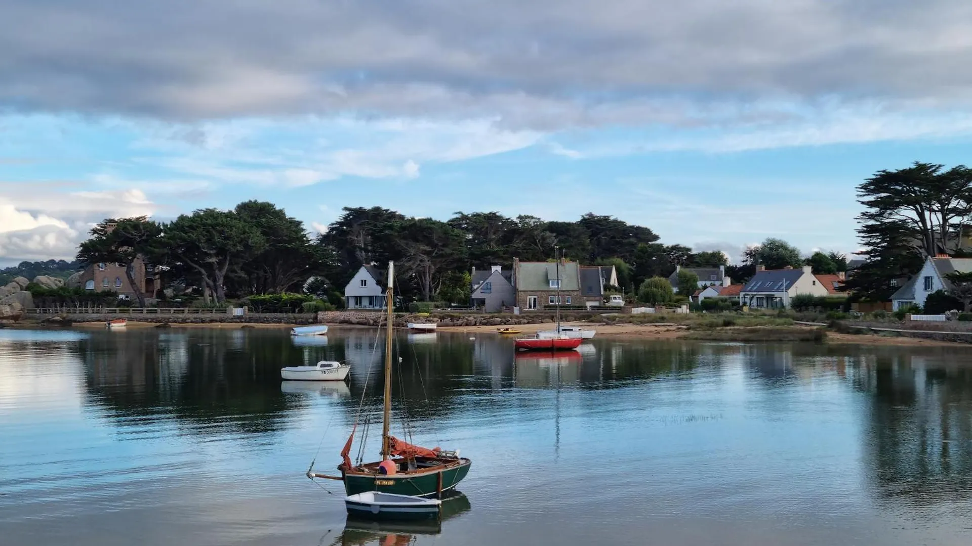 San Erwoan Villa Perros-Guirec France